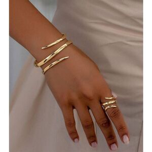 Modern Bracelet Ring Set